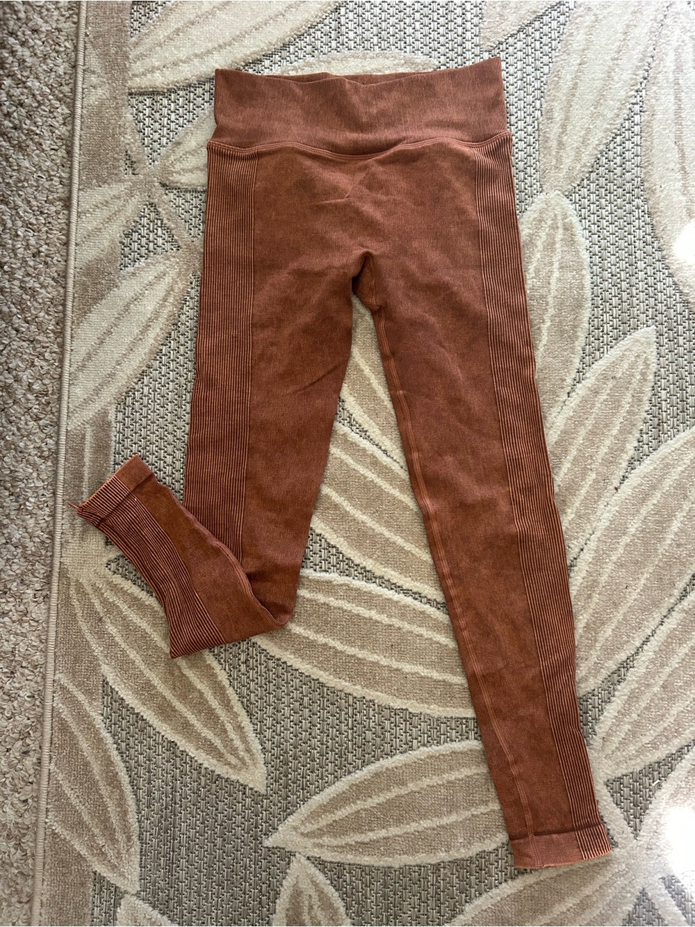 Lazuli Label Seamless High-Waist Leggings in Rust / Burnt Orange